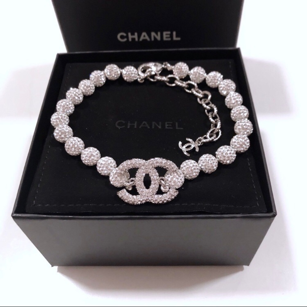 🚫SOLD🚫 Chanel Crystal Ball Choker Necklace - Picture 5 of 8